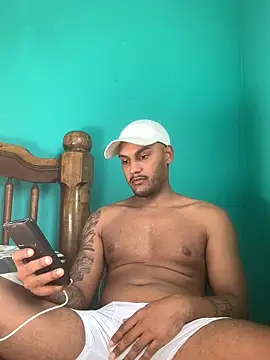 Snapshot of Pinocchiu chatting on March 21, 2025, 12:17 pm Pinocchiu online show from March 21, 2025, 12:17 pm