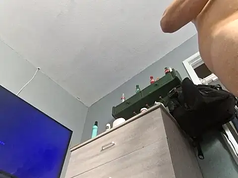 spunncumer online show from January 7, 2026, 5:51 pm