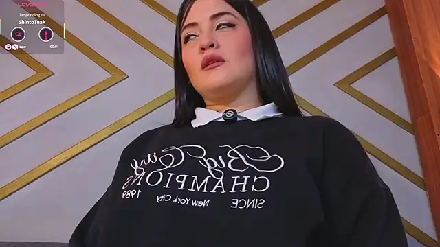 Snapshot of Emma_gatess chatting on January 15, 2026, 12:19 pm Emma gatess online show from January 15, 2026, 12:19 pm