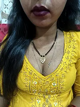 Snapshot of Sharmila-Singh chatting on April 22, 2026, 6:36 pm Sharmila-Singh online show from April 22, 2026, 6:36 pm