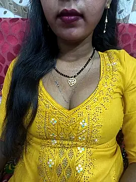 Snapshot of Sharmila-Singh chatting on April 16, 2026, 8:15 am Sharmila-Singh online show from April 16, 2026, 8:15 am