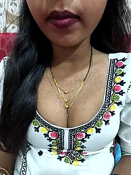 Snapshot of Sharmila-Singh chatting on May 27, 2026, 5:53 pm Sharmila-Singh online show from May 27, 2026, 5:53 pm