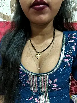 Snapshot of Sharmila-Singh chatting on April 27, 2026, 6:55 am Sharmila-Singh online show from April 27, 2026, 6:55 am