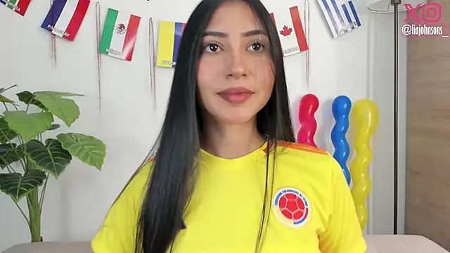 Sweetnaughtygirl  online show from June 18, 2026, 3:27 am