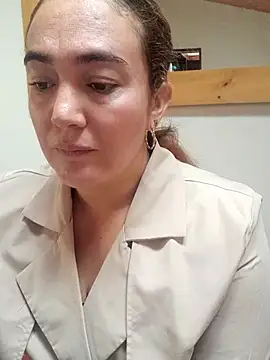 skayhot  online show from April 1, 2026, 1:12 pm