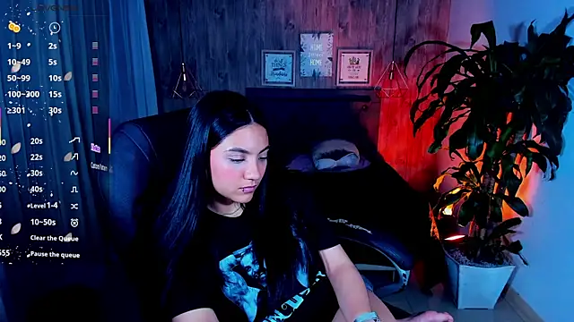 miichael black online show from November 8, 2025, 9:13 am