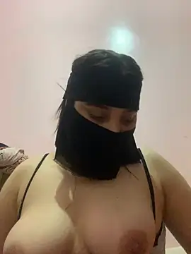 Miss-Soka online show from December 21, 2024, 6:11 pm