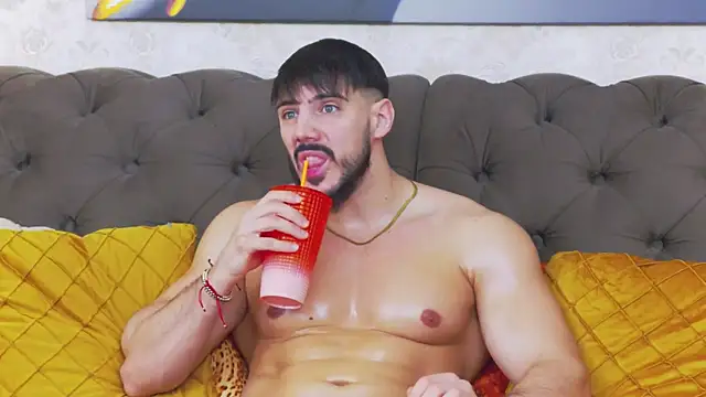 DustinKeent online show from February 12, 2026, 5:40 am