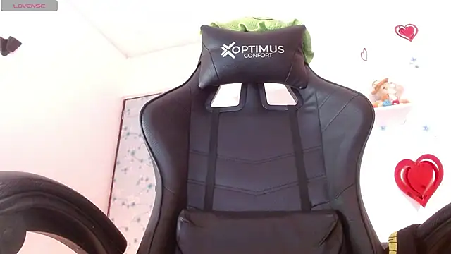 Snapshot of miss_valery2 chatting on March 2, 2026, 1:06 am miss valery2 online show from March 2, 2026, 1:06 am