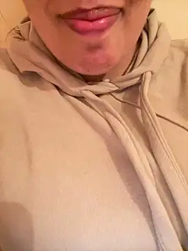 Snapshot of Samarr_9and chatting on January 27, 2025, 11:43 am Samarr 9and online show from January 27, 2025, 11:43 am