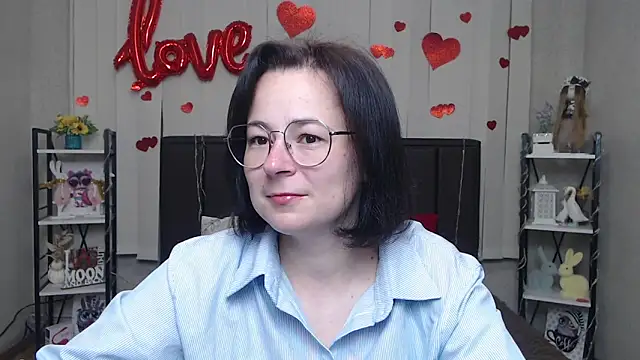 MarieSho online show from May 28, 2026, 5:37 am