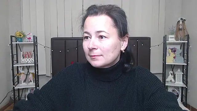 MarieSho online show from October 15, 2025, 6:11 am