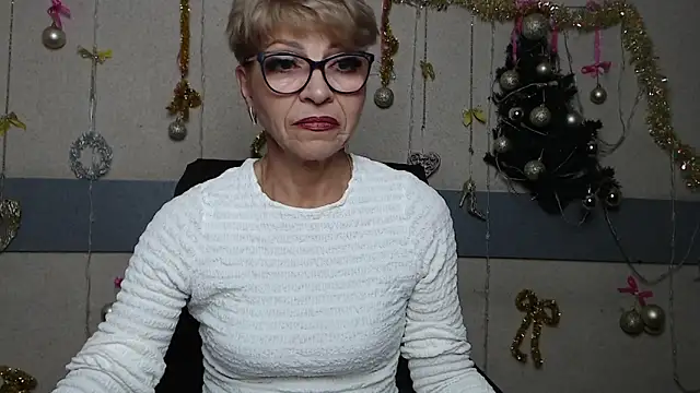 EllaBonito online show from December 21, 2025, 6:26 am