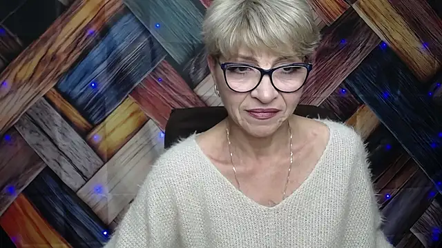 EllaBonito online show from October 3, 2025, 5:31 am