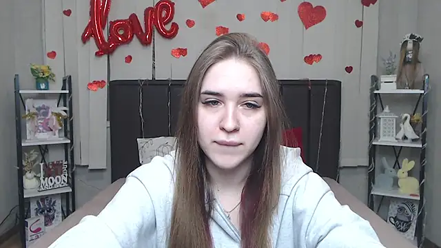 LauraHlot online show from March 6, 2026, 6:14 pm