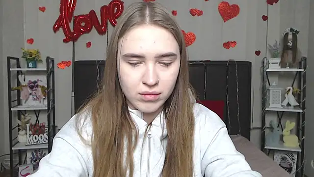 Snapshot of LauraHlot chatting on February 1, 2026, 6:28 pm LauraHlot online show from February 1, 2026, 6:28 pm