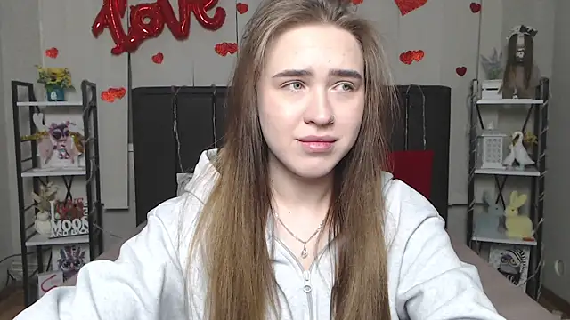 Snapshot of LauraHlot chatting on February 17, 2026, 6:22 am LauraHlot online show from February 17, 2026, 6:22 am