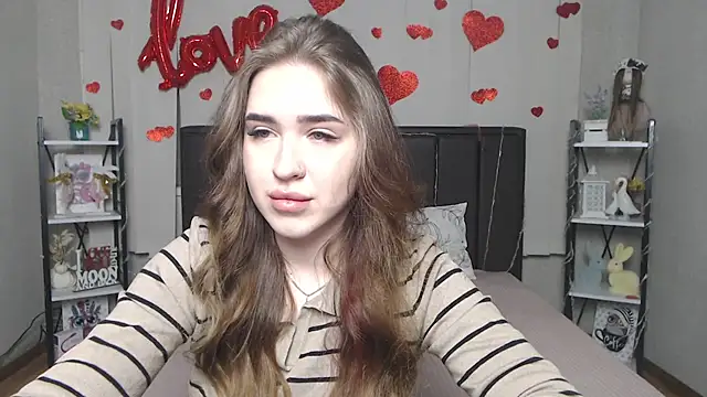 Snapshot of LauraHlot chatting on March 3, 2026, 6:20 am LauraHlot online show from March 3, 2026, 6:20 am