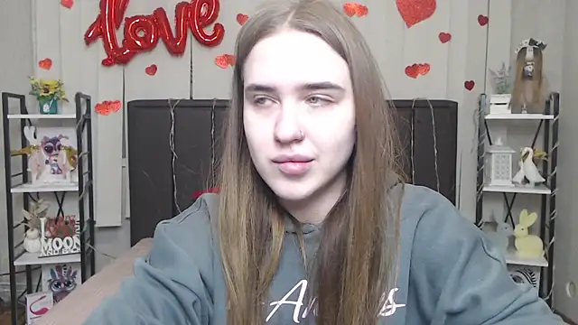 Snapshot of LauraHlot chatting on January 18, 2026, 8:23 pm LauraHlot online show from January 18, 2026, 8:23 pm