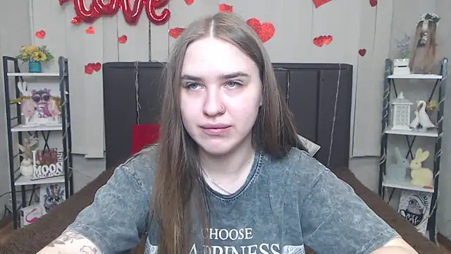 Snapshot of LauraHlot chatting on May 12, 2026, 5:48 am LauraHlot online show from May 12, 2026, 5:48 am