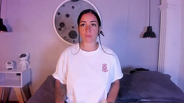 Snapshot of Sofia__rivera chatting on February 13, 2026, 5:46 pm Sofia rivera online show from February 13, 2026, 5:46 pm