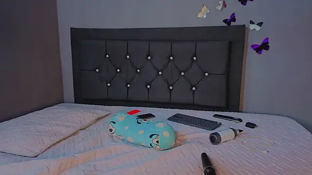 Snapshot of Hanna_keller1 chatting on March 4, 2026, 1:41 pm Hanna keller1 online show from March 4, 2026, 1:41 pm