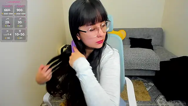 Sofiskies online show from July 28, 2026, 2:52 am