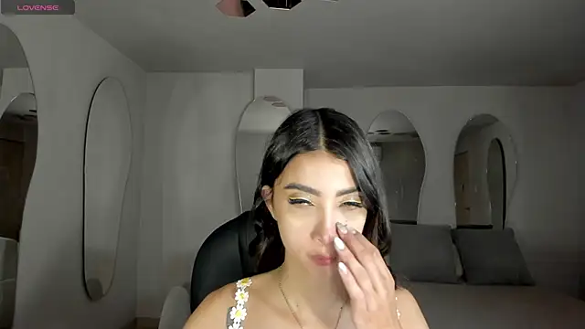 Snapshot of ValeriaVelvet chatting on May 28, 2026, 11:49 am ValeriaVelvet online show from May 28, 2026, 11:49 am