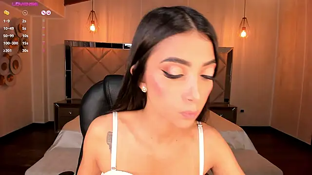 Snapshot of ValeriaVelvet chatting on February 26, 2025, 11:54 am ValeriaVelvet online show from February 26, 2025, 11:54 am