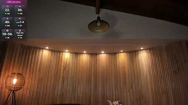 ValeriaVelvet online show from December 16, 2025, 12:20 pm