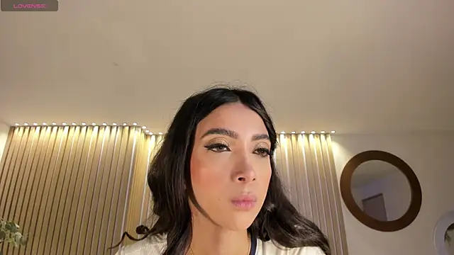 Snapshot of ValeriaVelvet chatting on May 6, 2026, 12:09 pm ValeriaVelvet online show from May 6, 2026, 12:09 pm