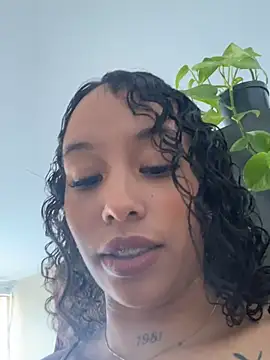 Snapshot of MarieLeon chatting on January 9, 2026, 7:32 pm MarieLeon online show from January 9, 2026, 7:32 pm