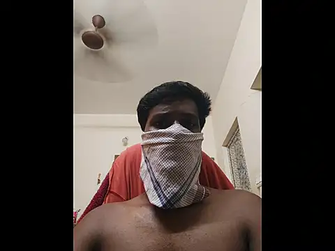 Snapshot of boy_BeardGallery chatting on October 14, 2025, 1:01 pm boy BeardGallery online show from October 14, 2025, 1:01 pm