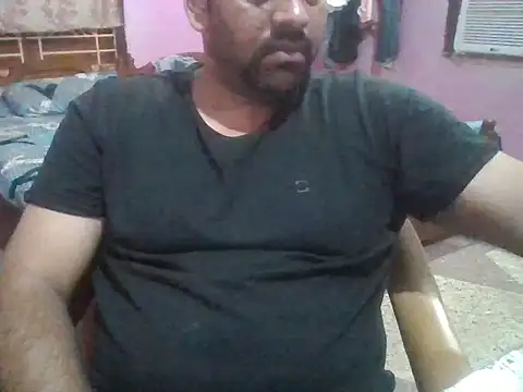 boyplay1000 online show from November 2, 2025, 4:06 am