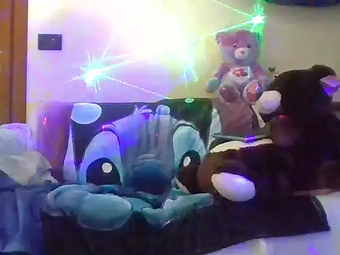 scorpionlady70 online show from December 14, 2024, 10:18 pm