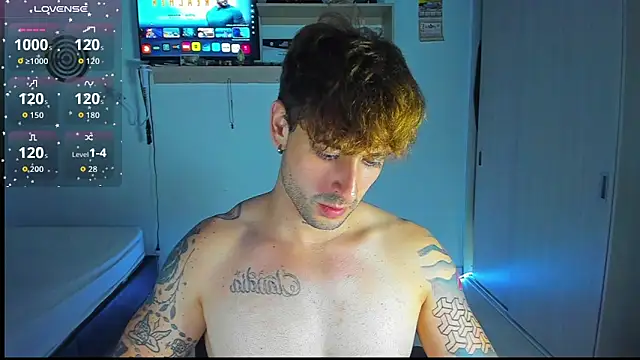 Snapshot of Ares_blue chatting on February 21, 2026, 12:34 am Ares blue online show from February 21, 2026, 12:34 am