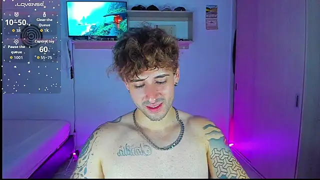 Snapshot of Ares_blue chatting on February 24, 2026, 1:23 pm Ares blue online show from February 24, 2026, 1:23 pm