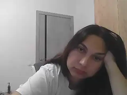 Snapshot of Etty_Margery chatting on December 12, 2024, 12:44 pm Etty Margery online show from December 12, 2024, 12:44 pm