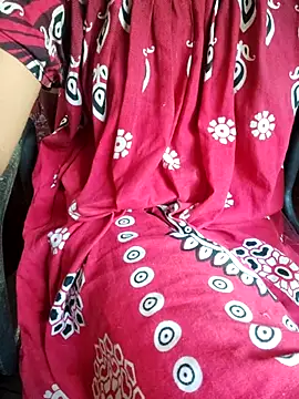 Snapshot of Ralisha_Rani chatting on September 29, 2025, 4:30 am Ralisha Rani online show from September 29, 2025, 4:30 am