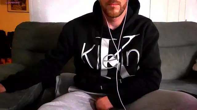 Snapshot of _NakedChef_ chatting on February 27, 2026, 3:45 pm NakedChef online show from February 27, 2026, 3:45 pm