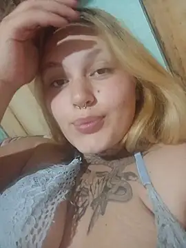 Aninhababyy online show from July 23, 2026, 10:17 pm