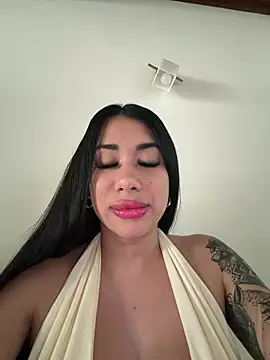 kiim taaylor online show from July 8, 2026, 1:56 pm