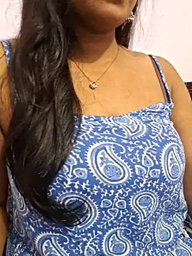 N-Natasha online show from October 30, 2025, 7:00 pm