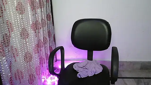 N-Natasha online show from March 10, 2026, 4:00 pm