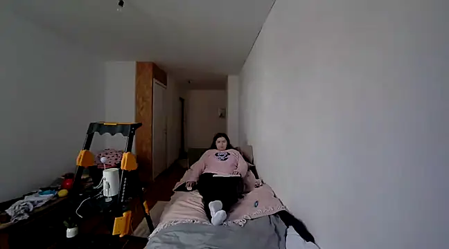 perfectly69 online show from January 9, 2025, 2:40 pm