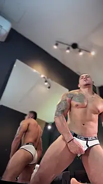 MassimoWalton2 online show from January 12, 2026, 2:46 pm