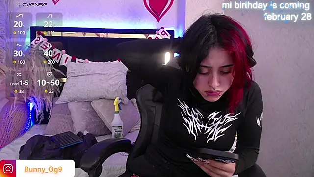 Bunny O online show from February 19, 2026, 11:34 pm