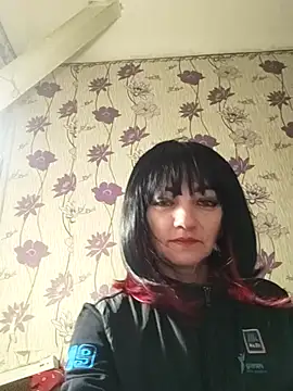 Snapshot of SweetLeila40 chatting on March 7, 2025, 5:17 pm SweetLeila40 online show from March 7, 2025, 5:17 pm