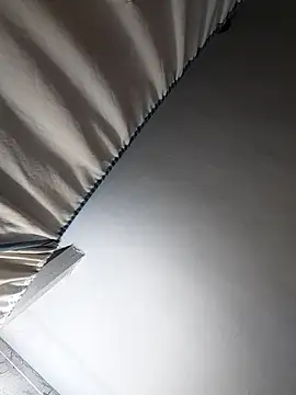 Snapshot of SweetLeila40 chatting on March 3, 2025, 3:16 am SweetLeila40 online show from March 3, 2025, 3:16 am