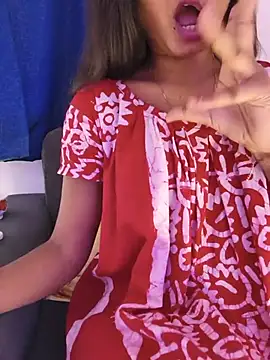 yhona darling online show from May 24, 2026, 2:22 am